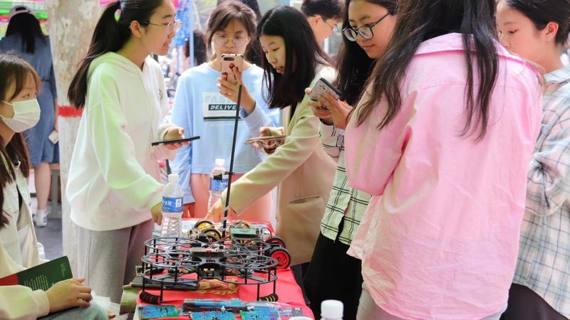 智慧解决方案：企业数字化转型的关键伙伴